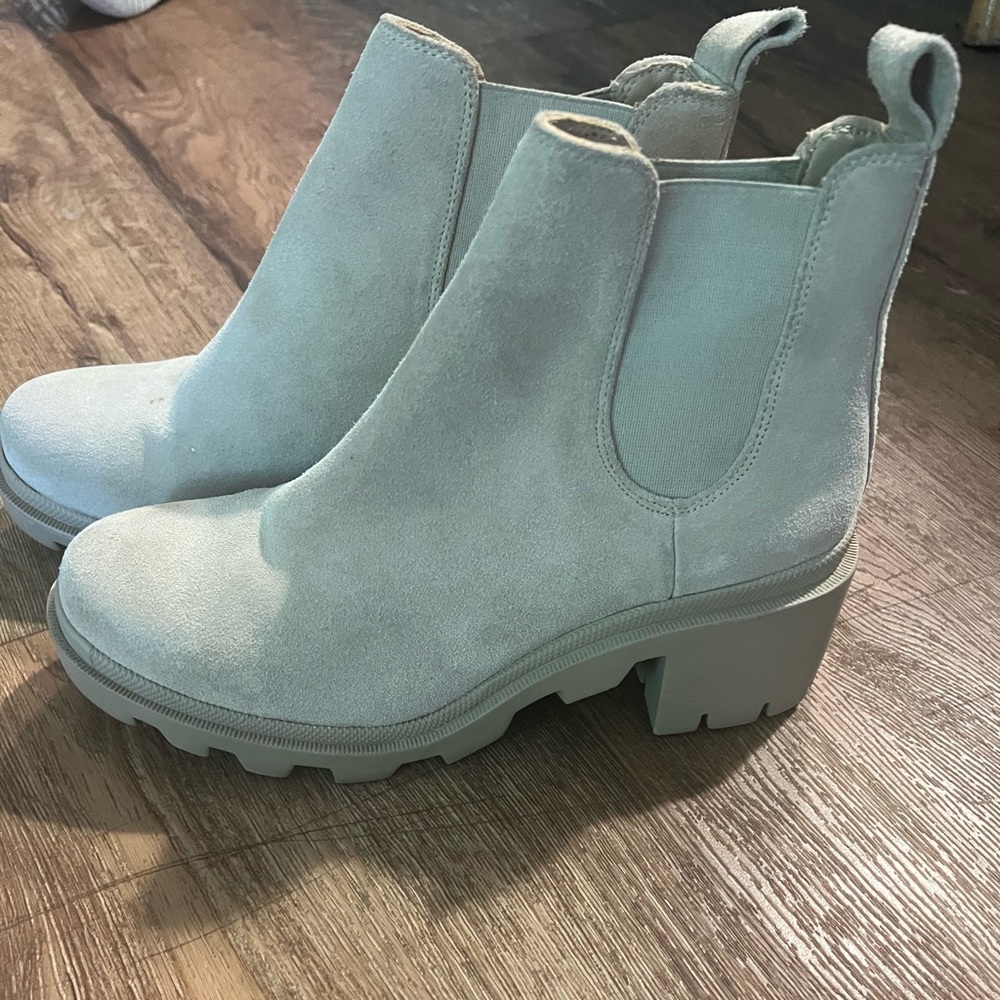 Ankle boots 8 EUC